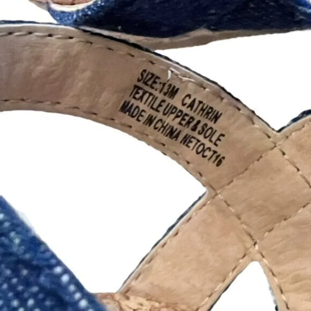 NIB Hanna Andersson Blue Denim Sandals‎ Size 13 Cathrin Buckle Bow